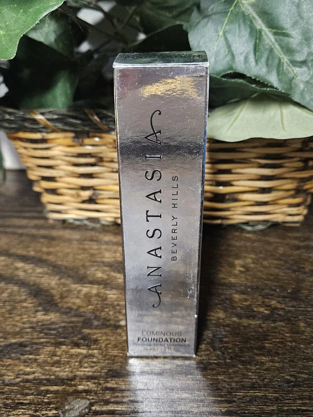 Anastasia Beverly Hills Luminous Foundation - 530N Warm Tan